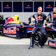 Image for article titled Red Bull Racing 2009 RB5 F1 Car Debuts At Circuito De Jerez, Gets Wings
